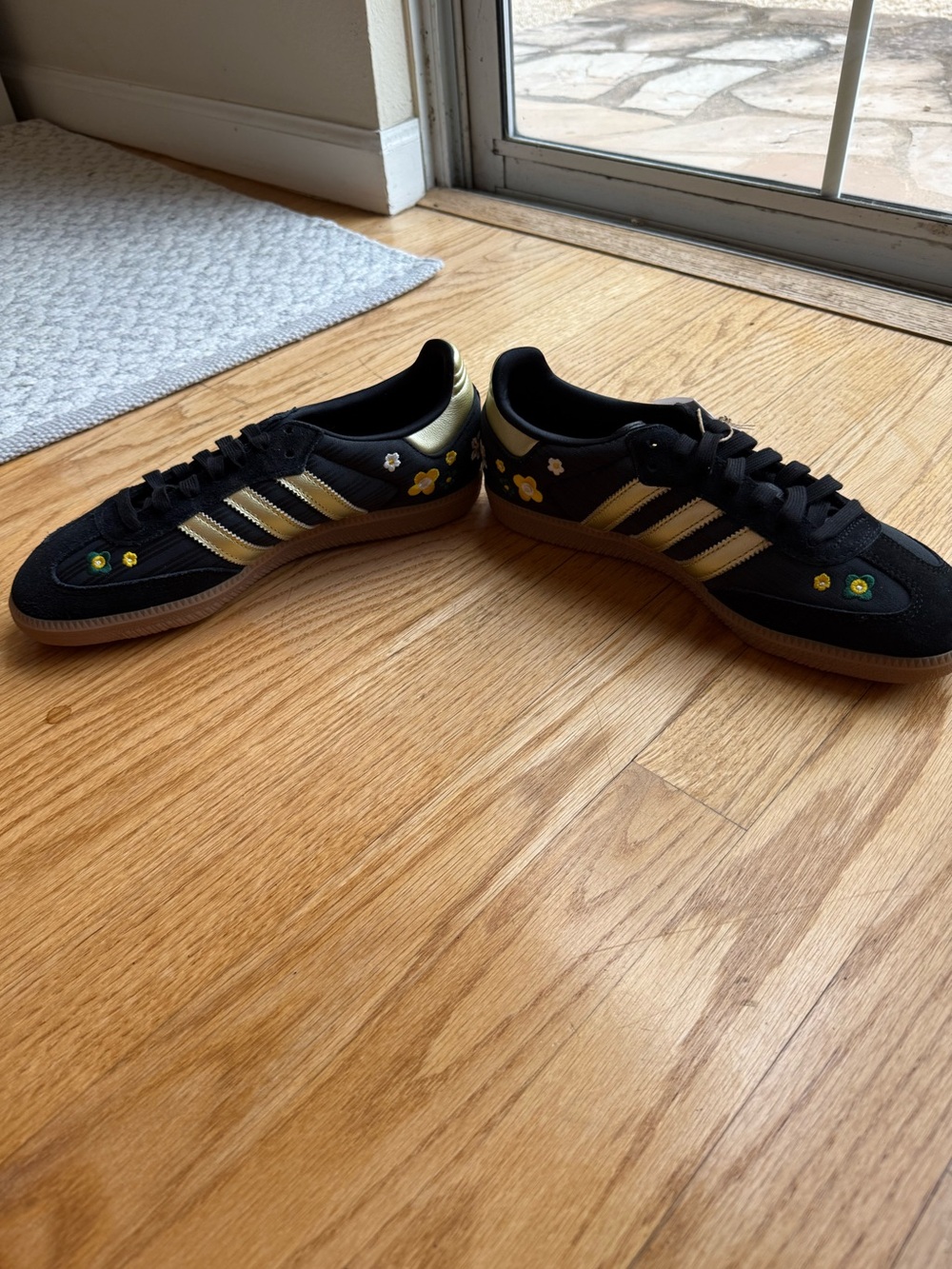 NWT ADIDAS ORIGINALS X LIBERTY LONDON
SAMBA OG SHOES Size 7.5 W - Picture 9 of 11